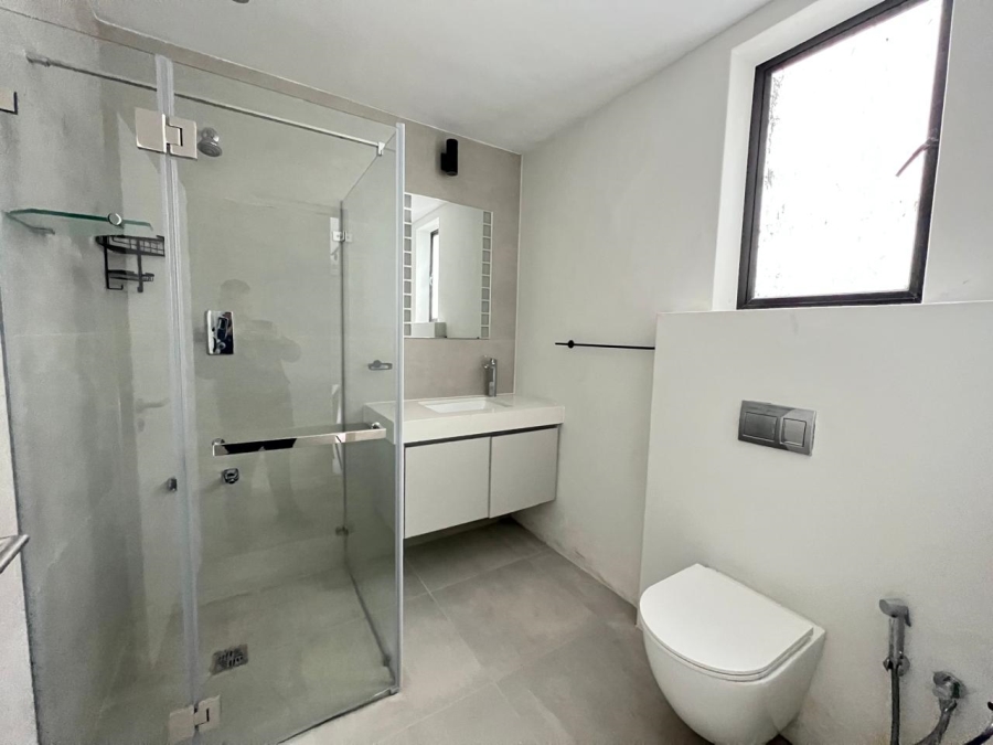 2 Bedroom Property for Sale in Claremont Western Cape